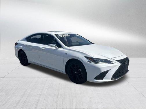 Ultra White 2024 Lexus ES 300h F SPORT Handling