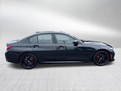 Black Sapphire Metallic 2023 BMW M340 i