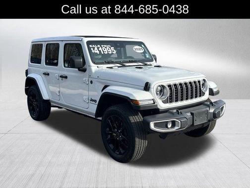 2025 Jeep Wrangler 4xe Sahara
