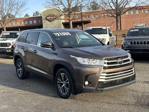 2018 Toyota Highlander LE Plus