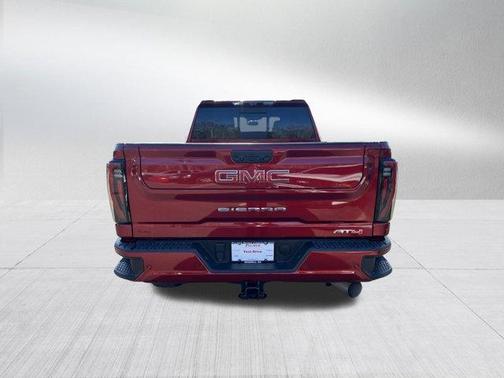 2024 GMC Sierra 2500 AT4