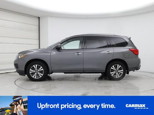 2019 Nissan Pathfinder SV