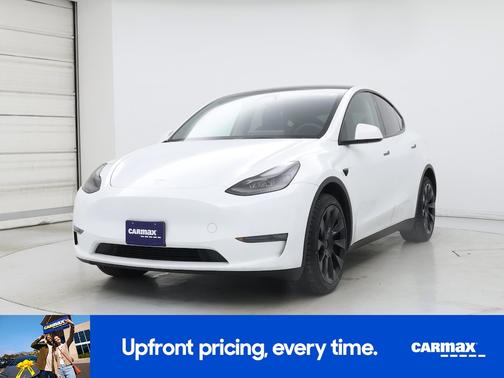 White 2024 Tesla Model Y Long Range