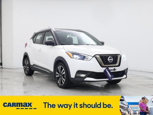 2019 Nissan Kicks SR