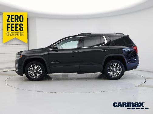 Black 2022 GMC Acadia SLE