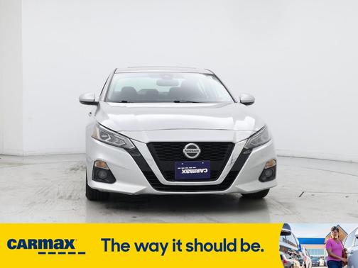 2019 Nissan Altima SV