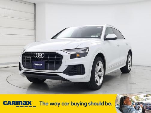2019 Audi Q8 Premium Plus