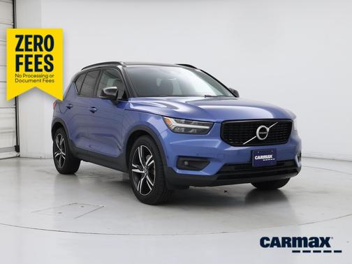 Blue 2019 Volvo XC40 T5 R-Design