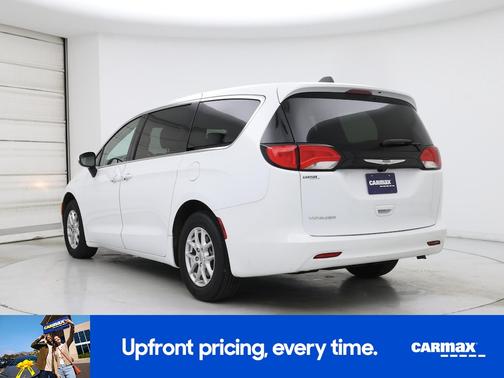 White 2023 Chrysler Voyager LX