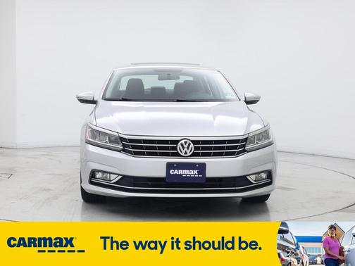 2018 Volkswagen Passat SE