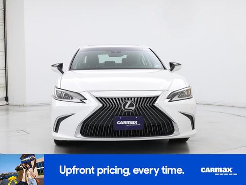 Pearl 2019 Lexus ES 350