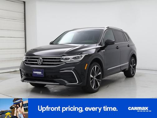 Black 2022 Volkswagen Tiguan SEL R-Line
