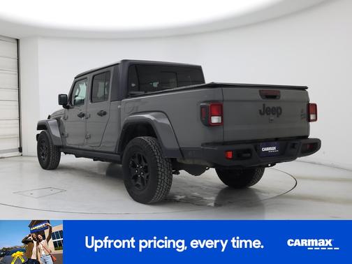 2022 Jeep Gladiator Sport