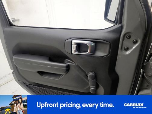 2022 Jeep Gladiator Sport