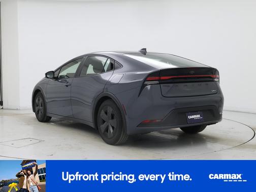 2025 Toyota Prius LE