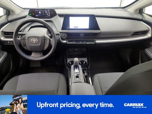 2025 Toyota Prius LE