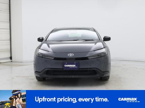 2025 Toyota Prius LE