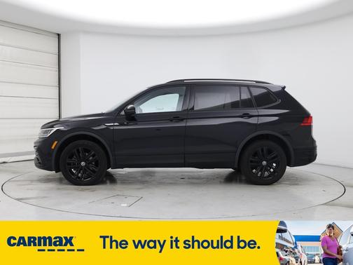 2022 Volkswagen Tiguan SE R-Line Black