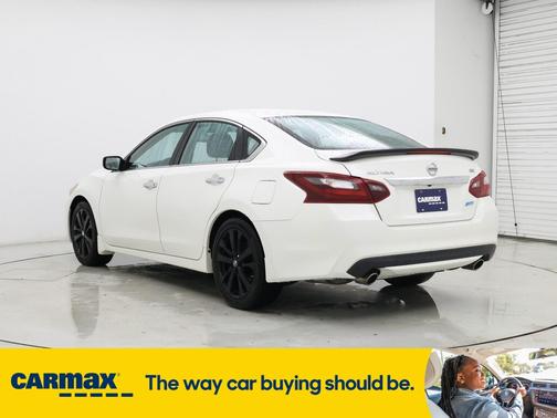 2017 Nissan Altima SR
