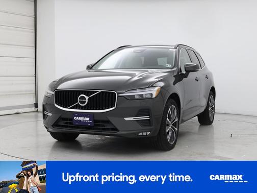 2022 Volvo XC60 B5 Momentum
