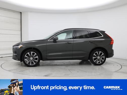 2022 Volvo XC60 B5 Momentum