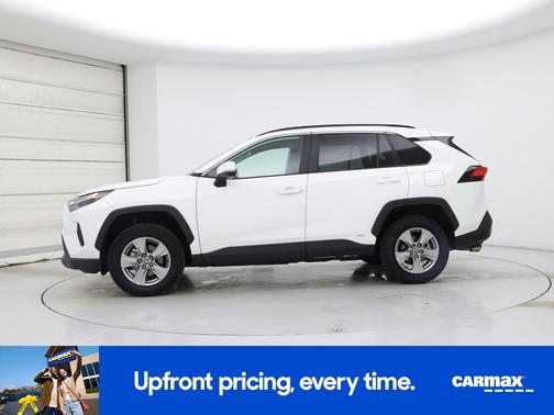 White 2025 Toyota RAV4 Hybrid XLE