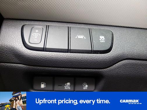 2020 Hyundai IONIQ Plug-In Hybrid SE