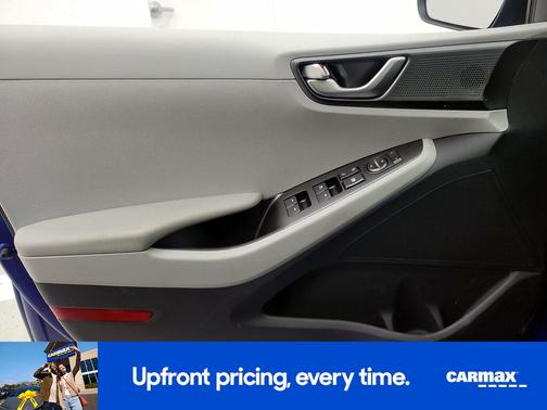 2020 Hyundai IONIQ Plug-In Hybrid SE