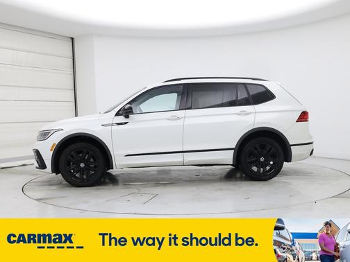 2022 Volkswagen Tiguan SE R-Line Black