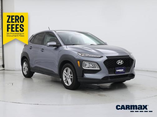 Gray 2019 Hyundai KONA SE