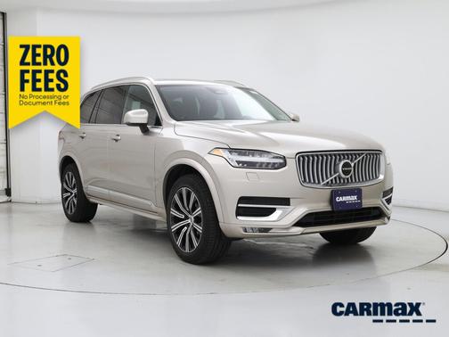 Gold 2025 Volvo XC90 B5 Core