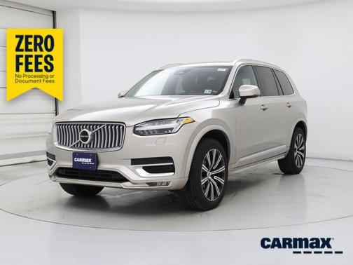 Gold 2025 Volvo XC90 B5 Core