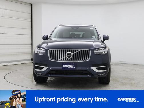 2023 Volvo XC90 B6 Plus