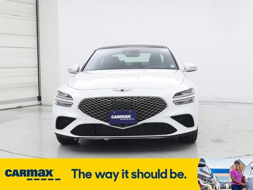 2022 Genesis G70 2.0T