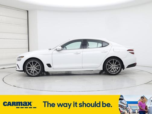 2022 Genesis G70 2.0T