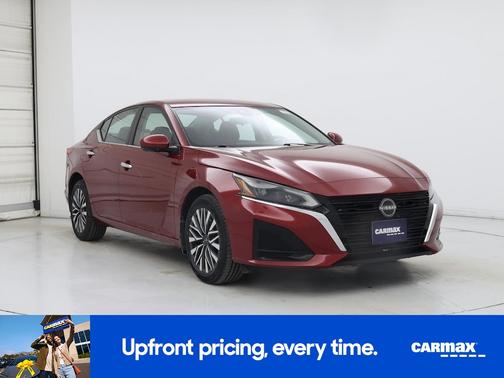 2023 Nissan Altima SV