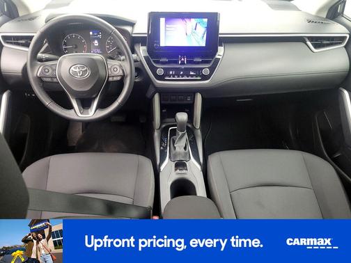 2025 Toyota Corolla Cross LE