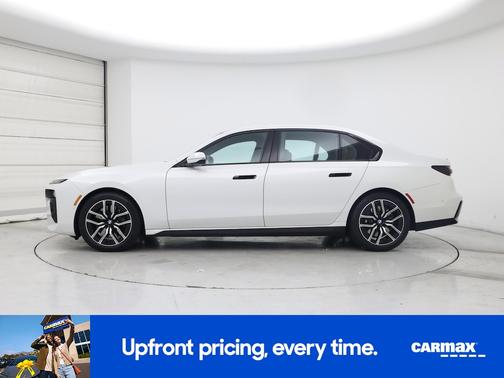 2023 BMW 740 I