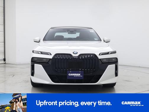 2023 BMW 740 I