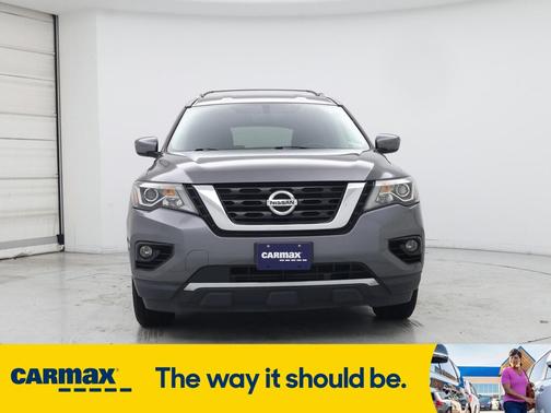 2018 Nissan Pathfinder Platinum