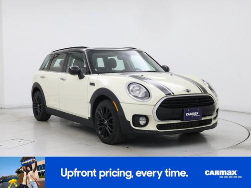 White 2017 MINI Clubman