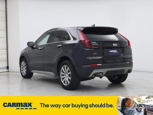 2022 Cadillac XT4 Premium Luxury