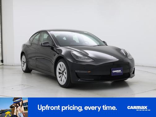 Black 2023 Tesla Model 3