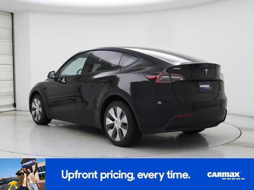 Black 2022 Tesla Model Y Long Range