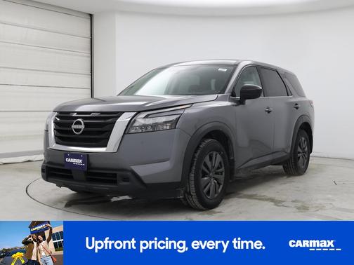 2024 Nissan Pathfinder S