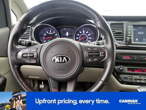 Silver 2017 Kia Sedona EX