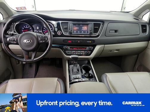 Silver 2017 Kia Sedona EX