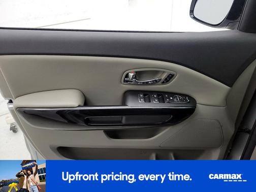 Silver 2017 Kia Sedona EX