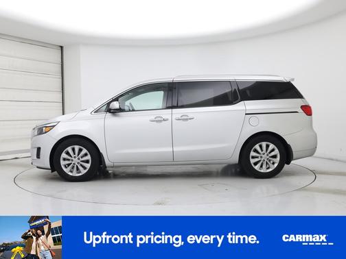 Silver 2017 Kia Sedona EX