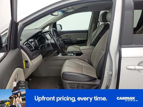 Silver 2017 Kia Sedona EX